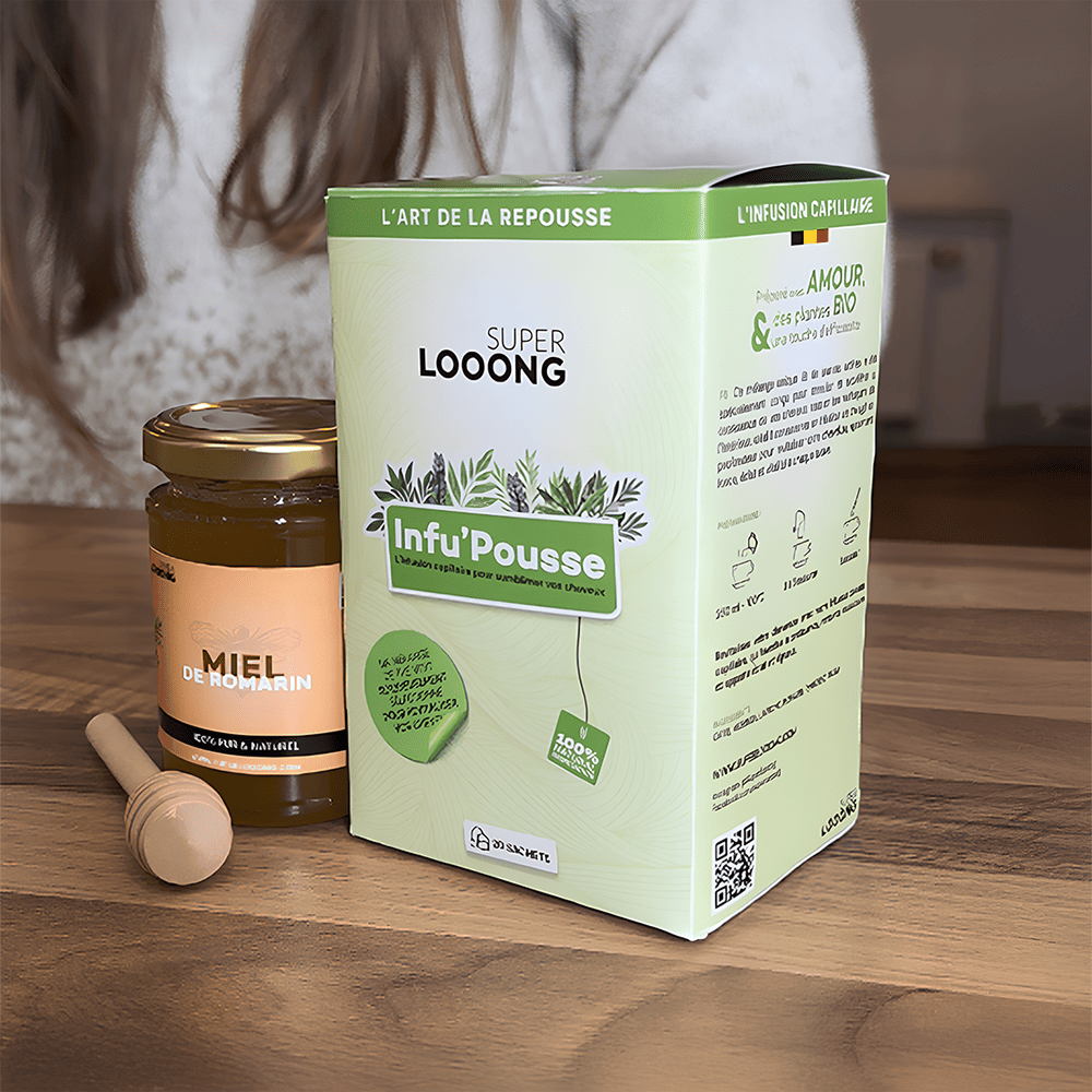 Notre produit Infupousse qui est déposé sur une table avec en arrière-plan une femme ou on voit ces cheveux